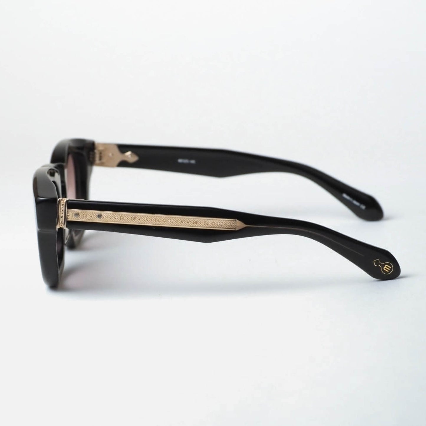 M1029 col.BLK-G SUN