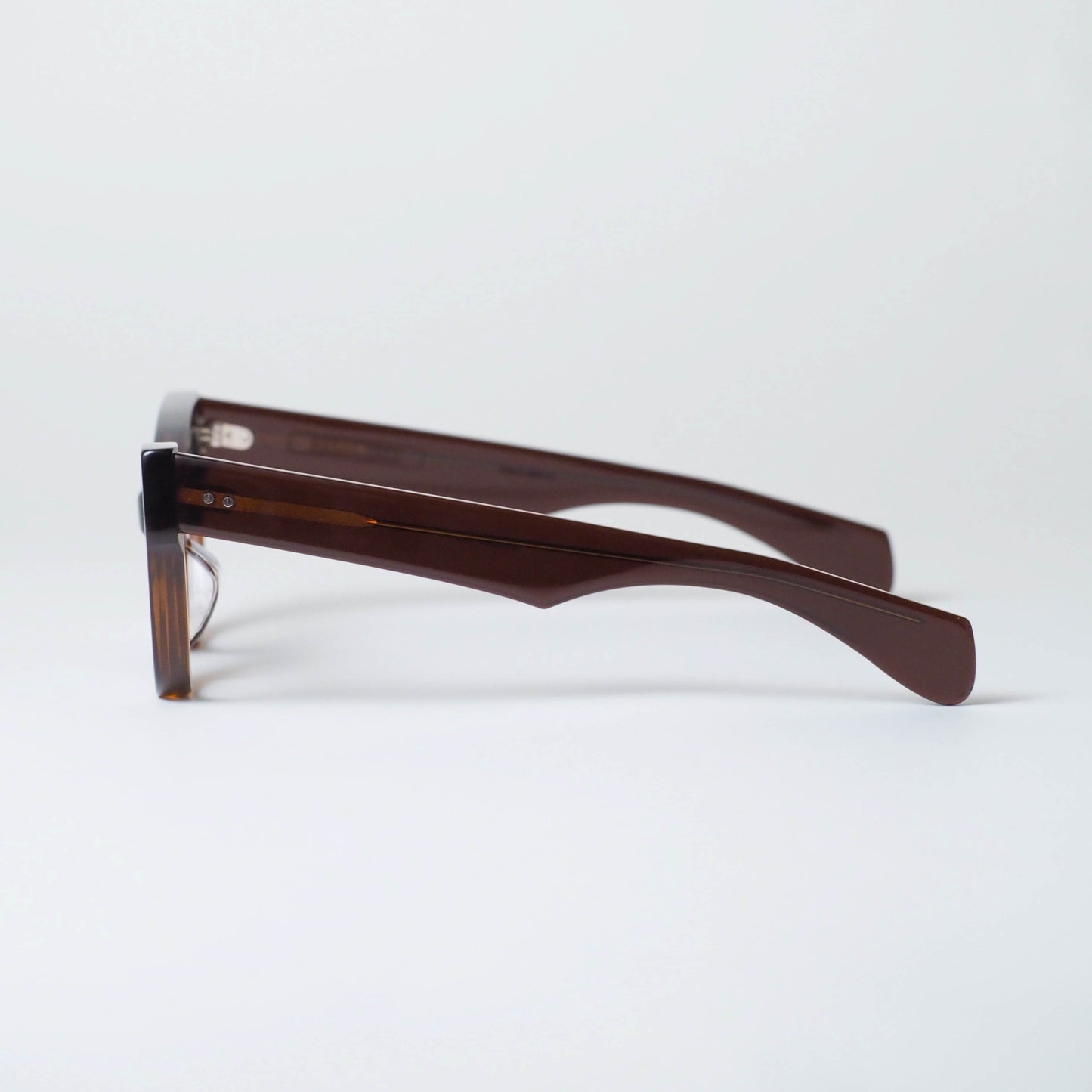 Breed col.Midnight Wine