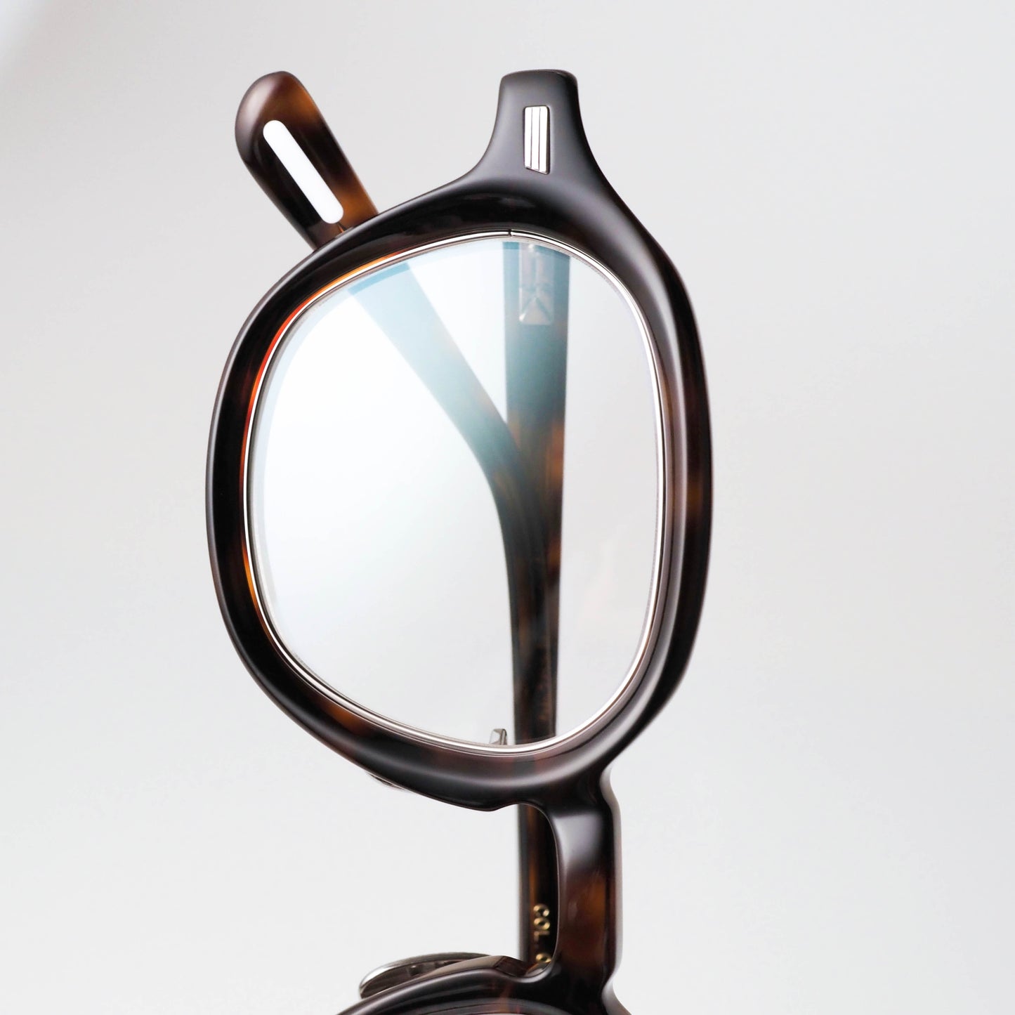 BEACON col.03 (Demi / Silver)