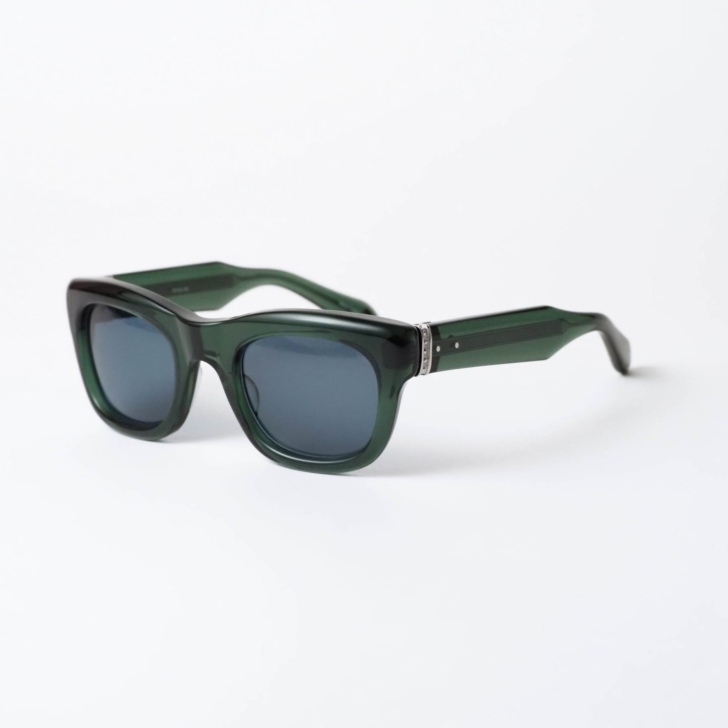M1042-SUN col.BGN