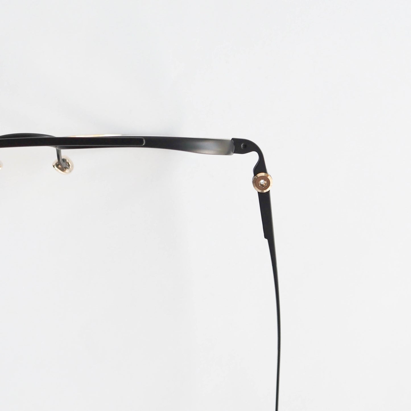 PALM SPRINGS col.03 (Black / White gold)