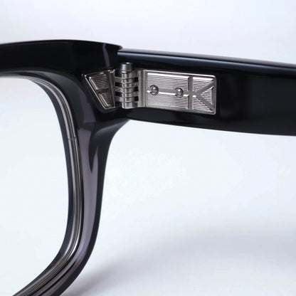 WILLIAMSBURG col.02 (Black Clear / Silver)
