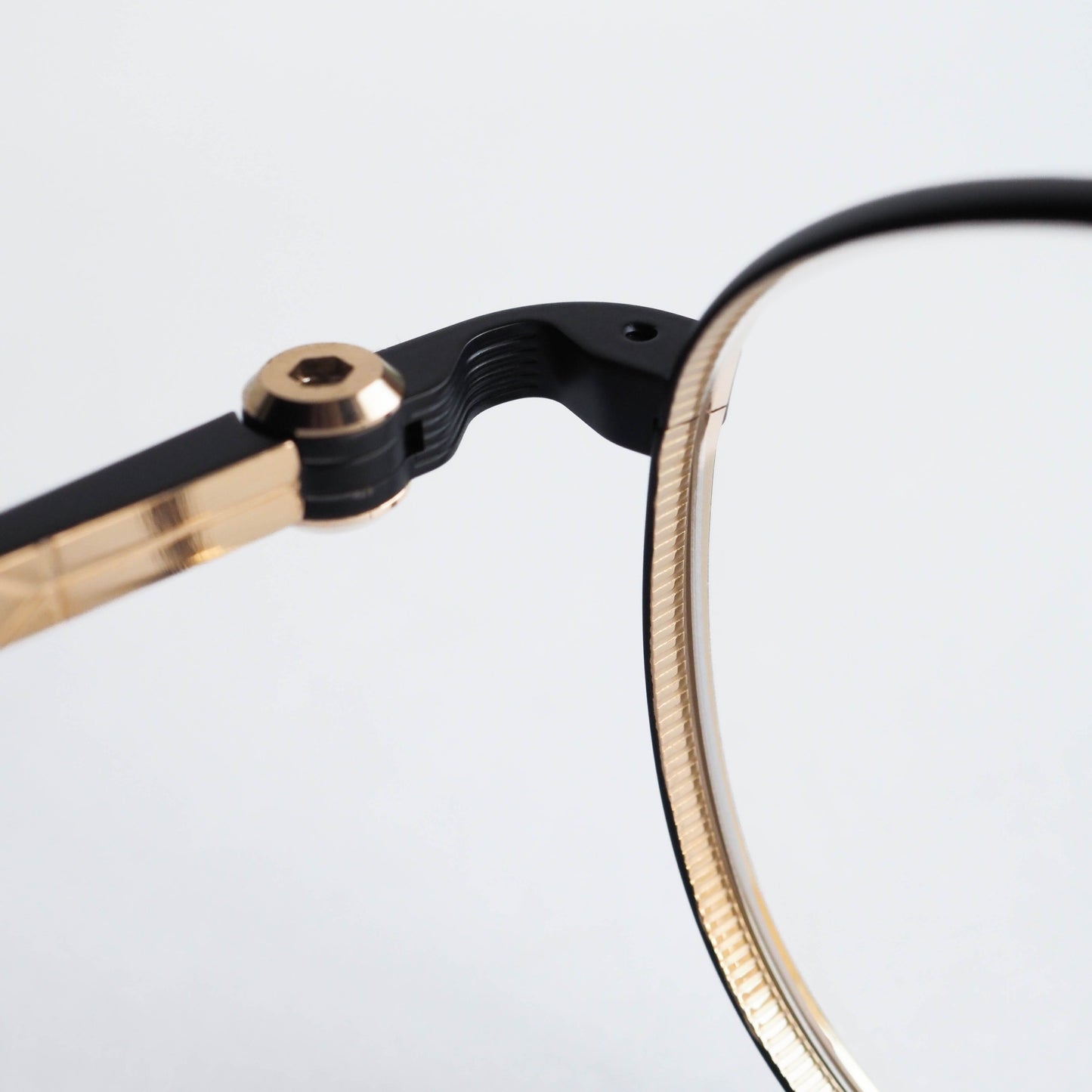 PALM SPRINGS col.03 (Black / White gold)