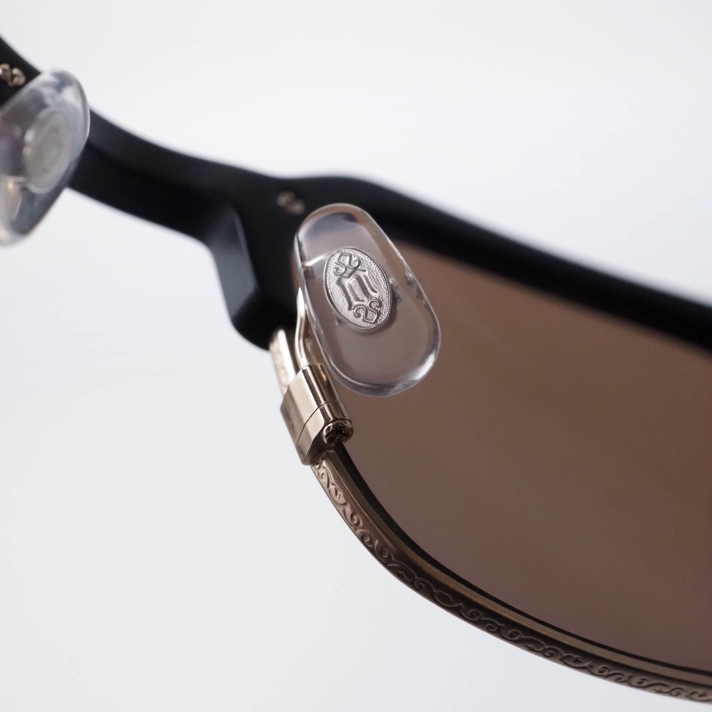 M2075 col.MBK-BG