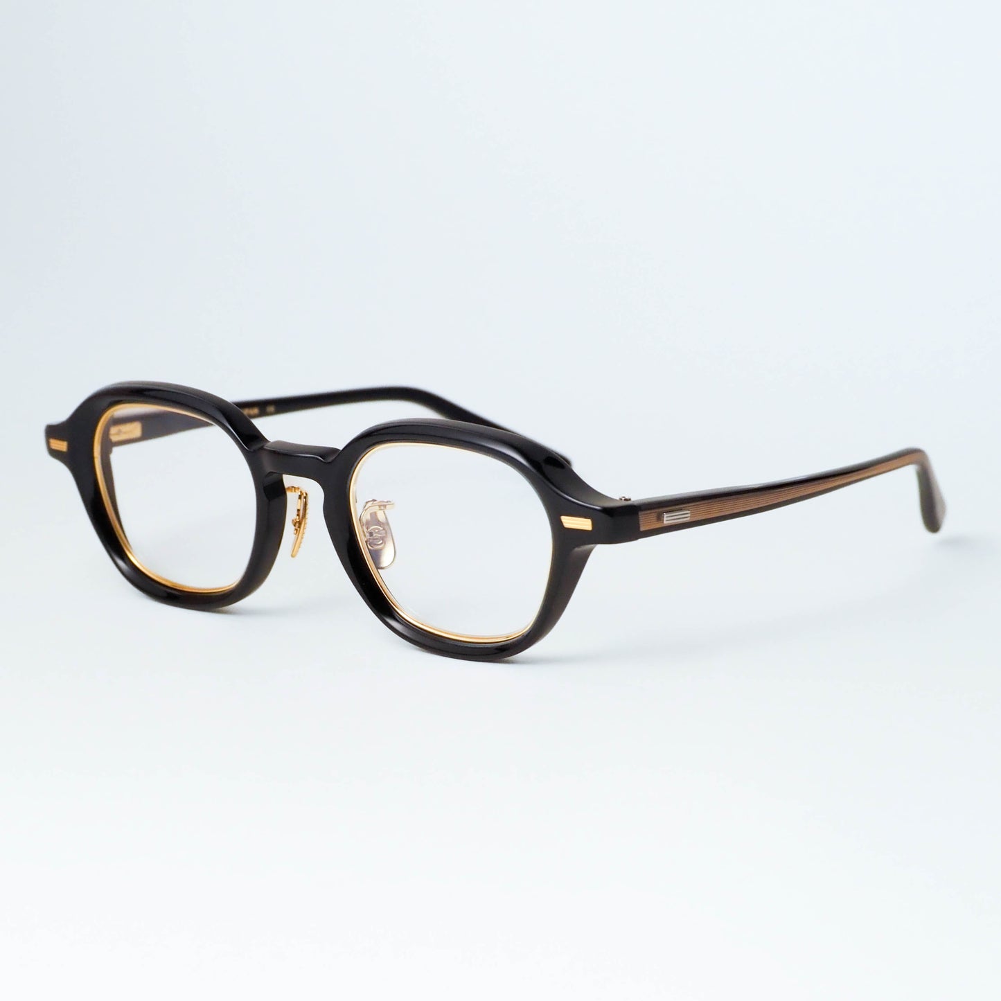 BEACON col.01 (Black / Gold)