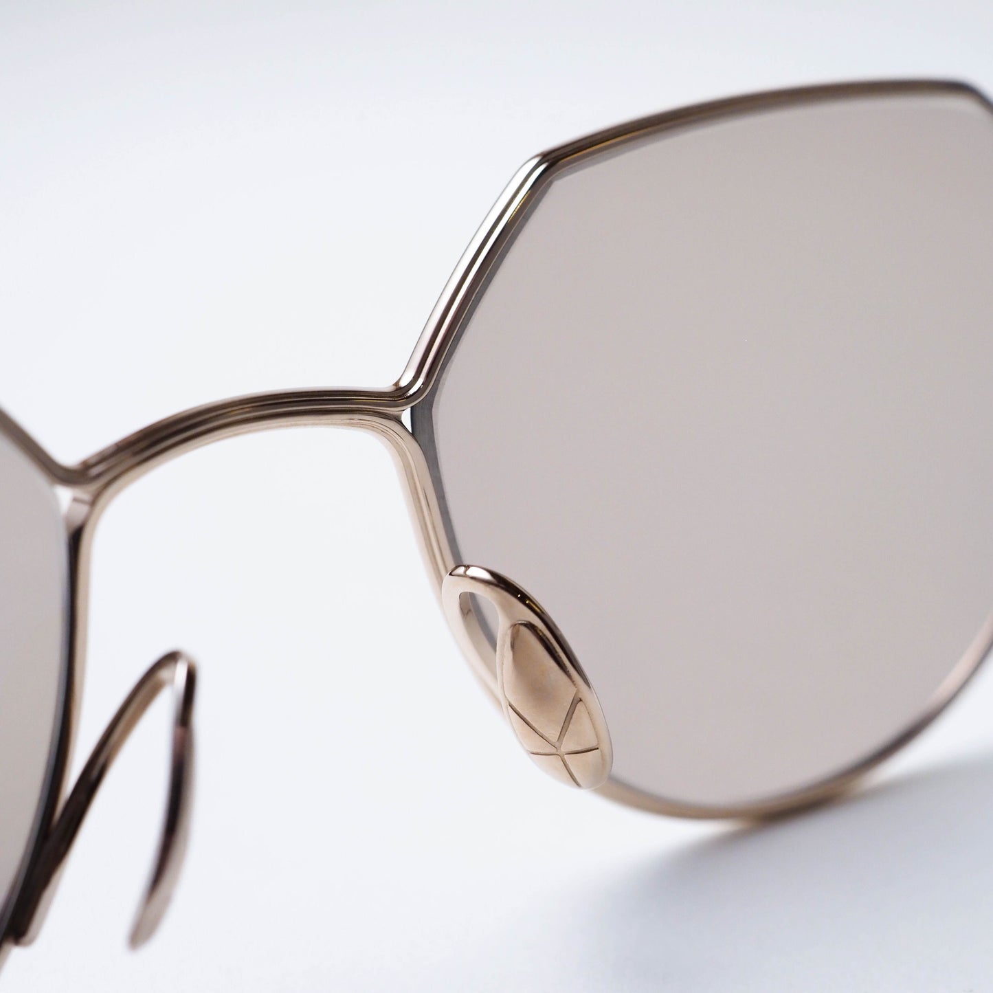 U-178-SG Harry col.01(White gold / Taupe)