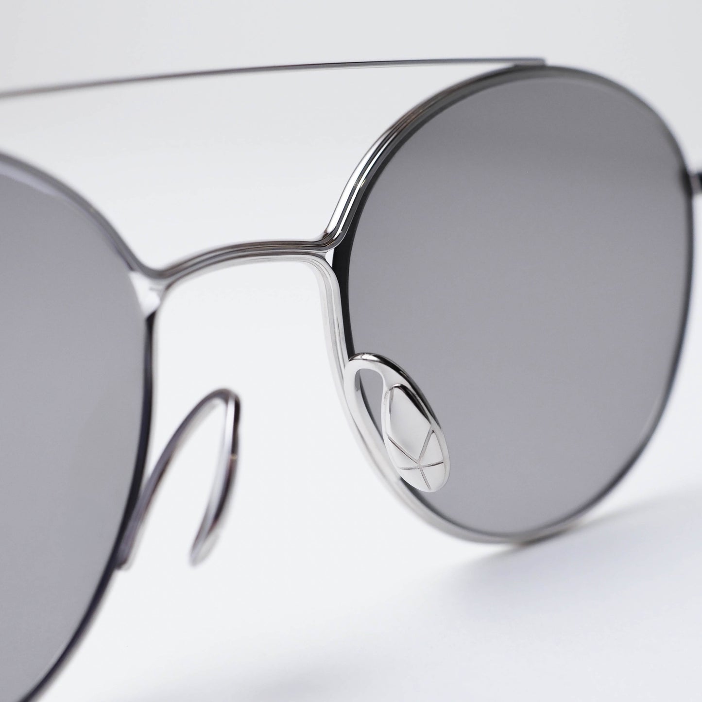 U-177-SG Aaron col.02(Silver / Black)