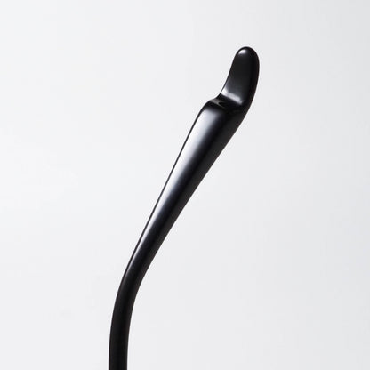 YA-043 col.03 black matte / gold