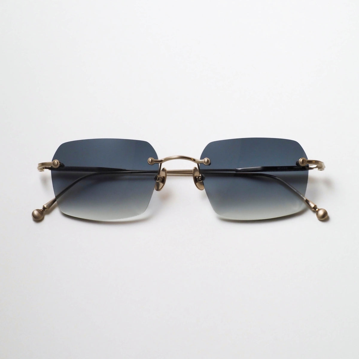 M5008 SUN col.BG