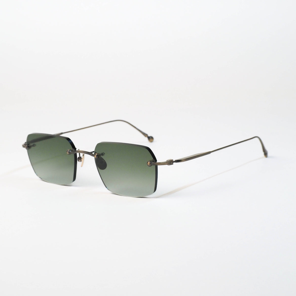 M5008 SUN col.AG