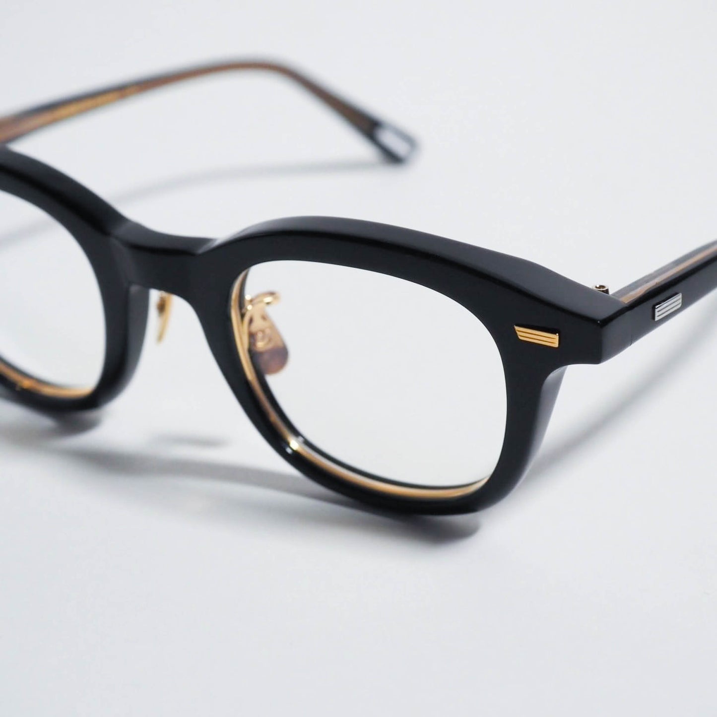 BASTILLE col.01 (Black/Gold)