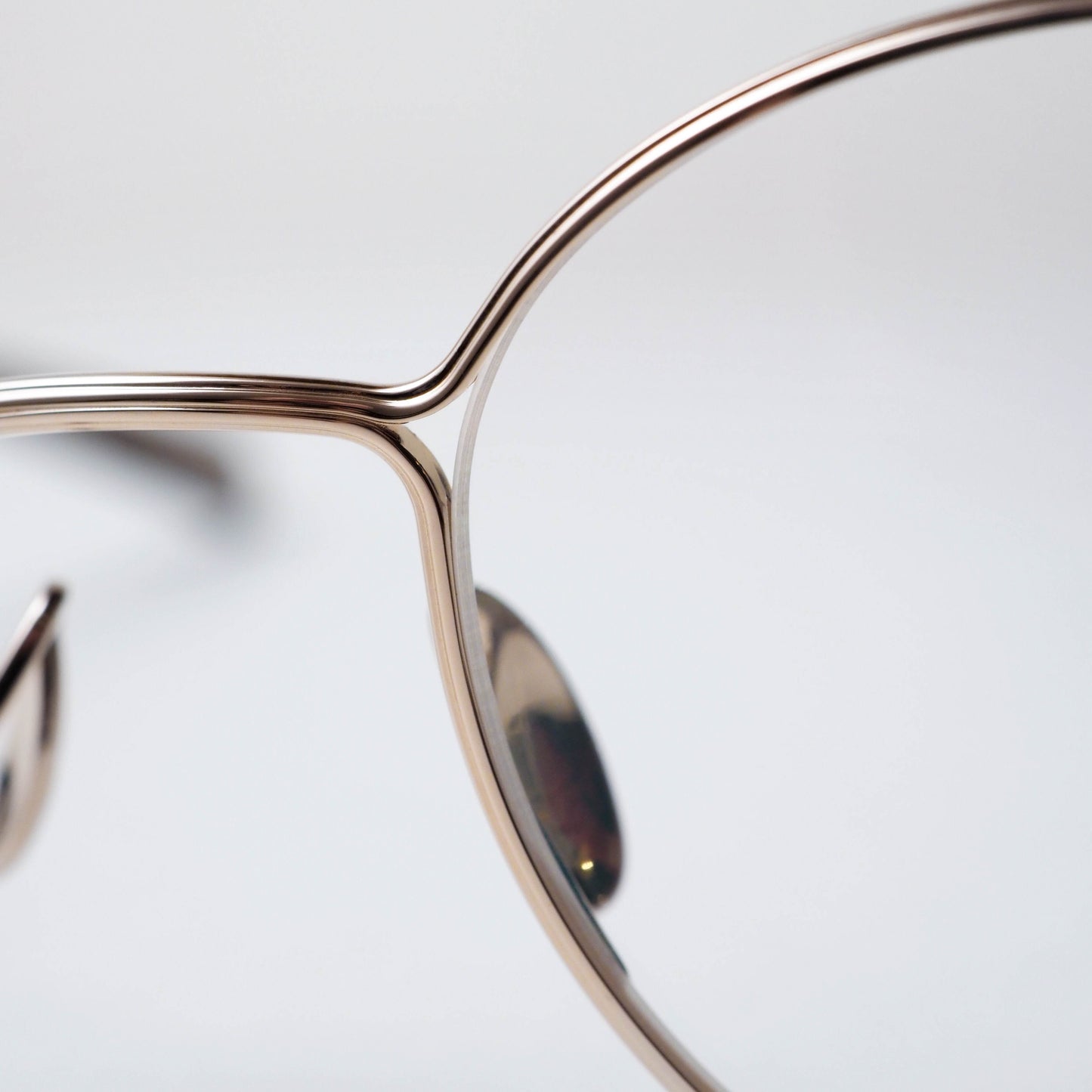 U-177 Aaron col.01(White gold / Taupe)