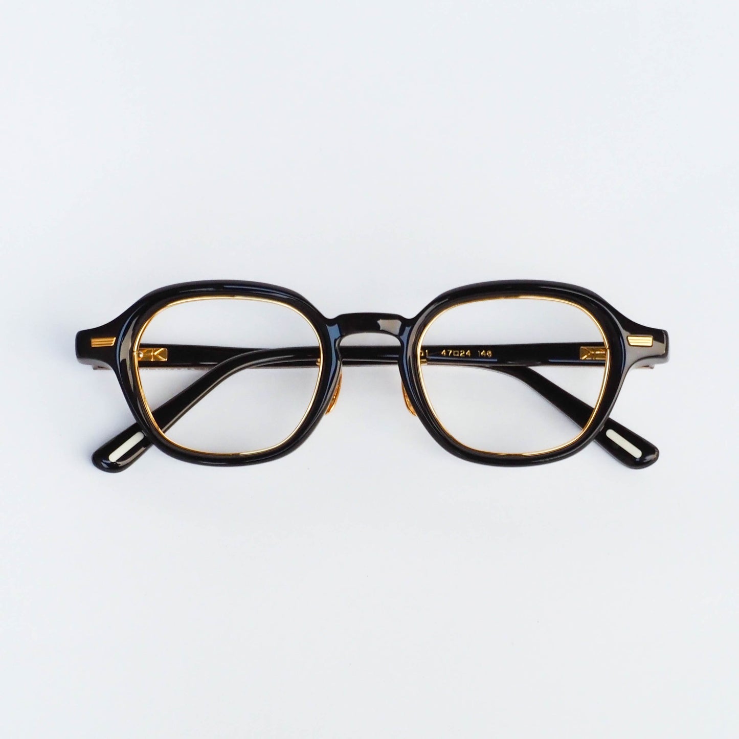 BEACON col.01 (Black / Gold)