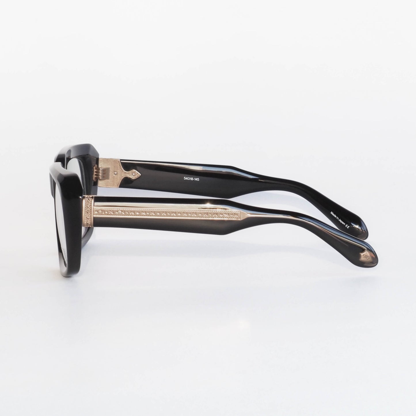 M1036 col.BLK-G