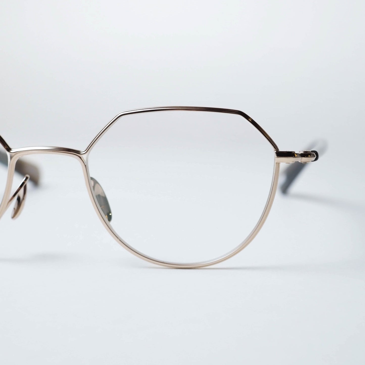 U-178 Harry col.01(White gold / Taupe)