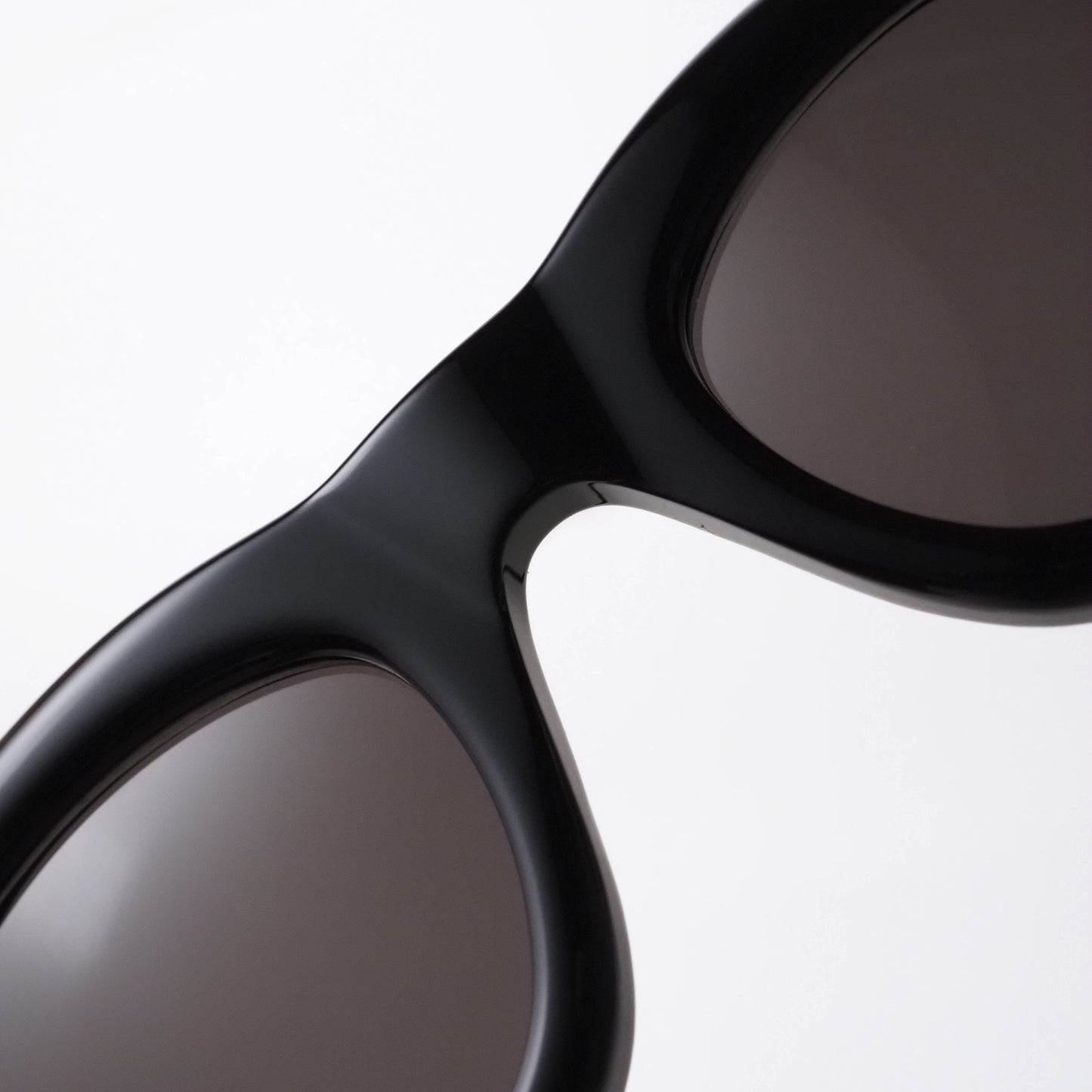M1042-SUN col.BLK-S