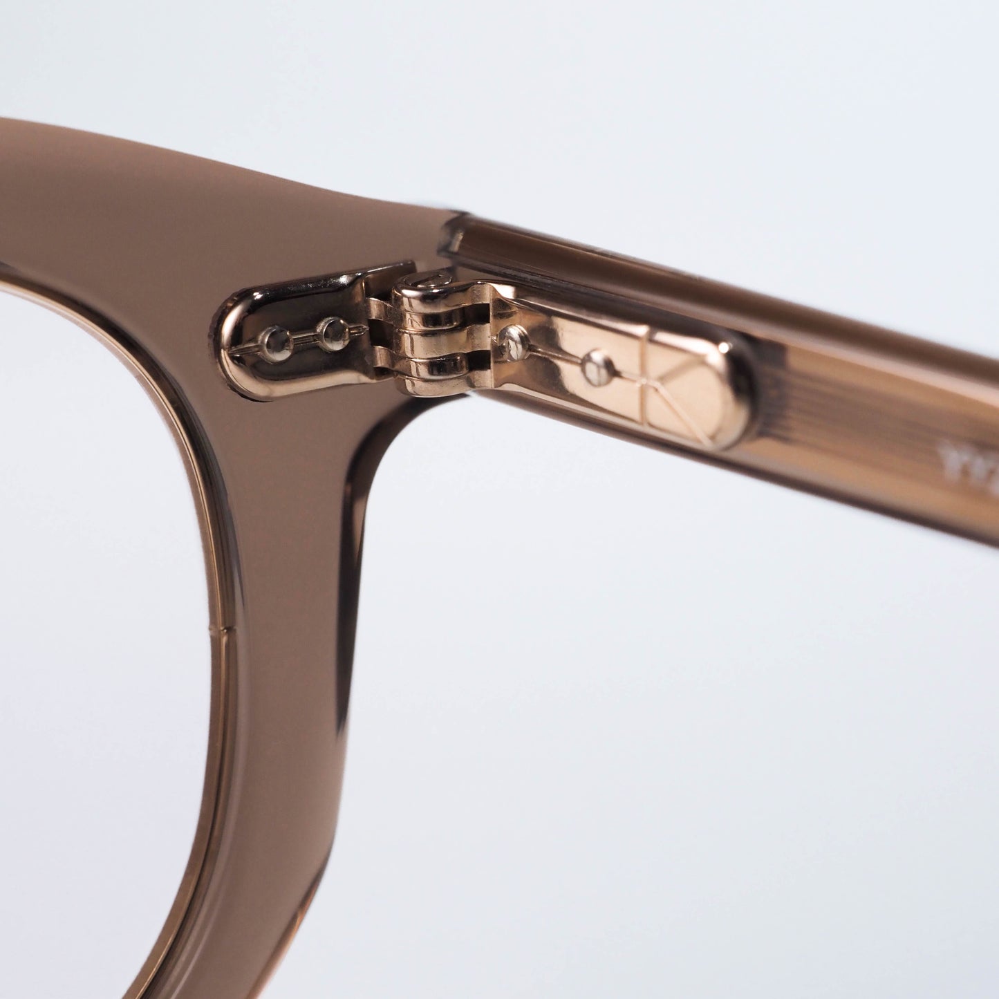 U-181 YYZ col.03(Taupe / White gold)