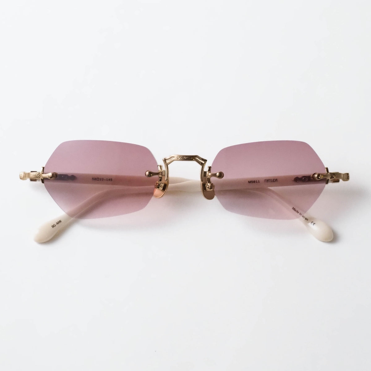 M5011 col.BG-MW