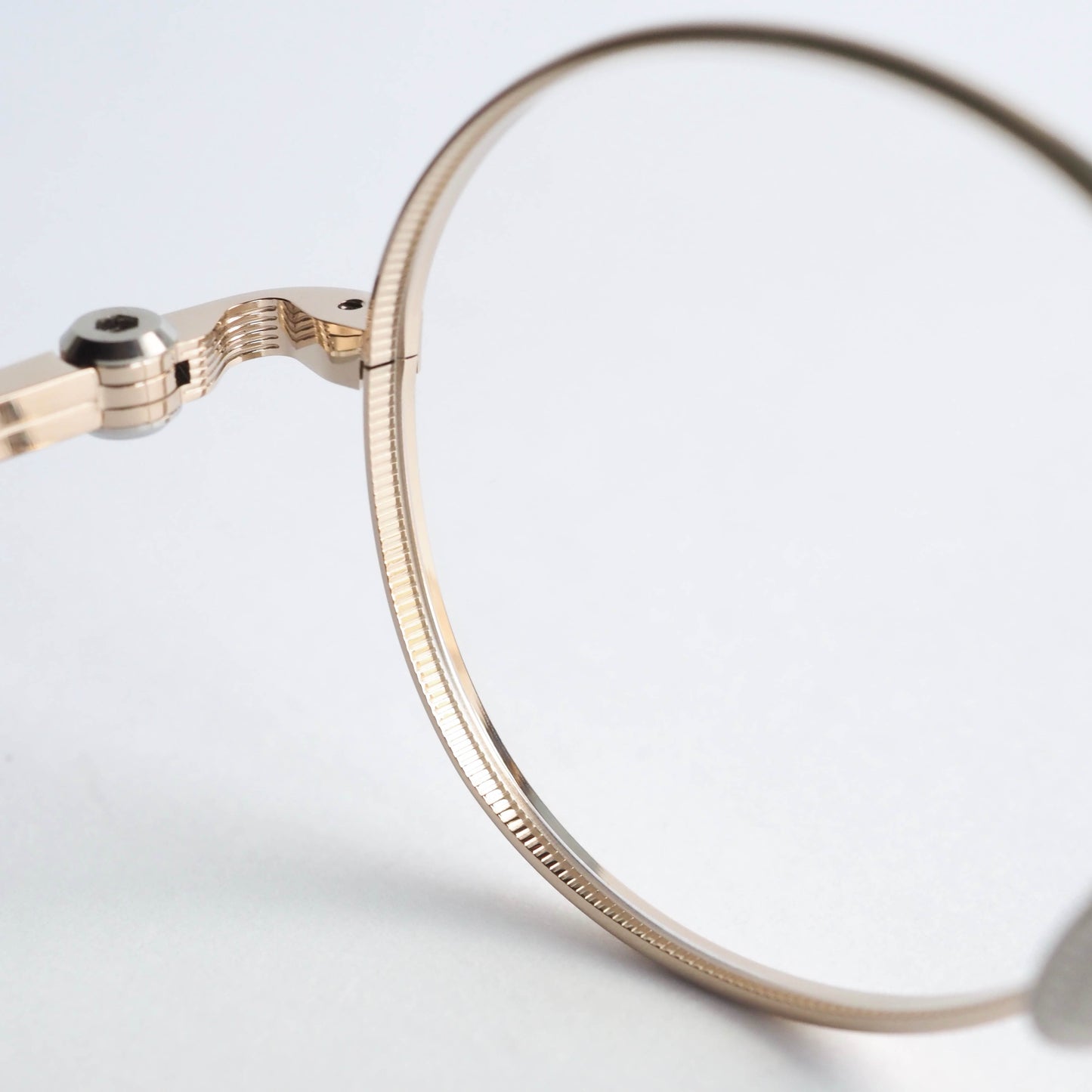 PASADENA col.01 (White gold)