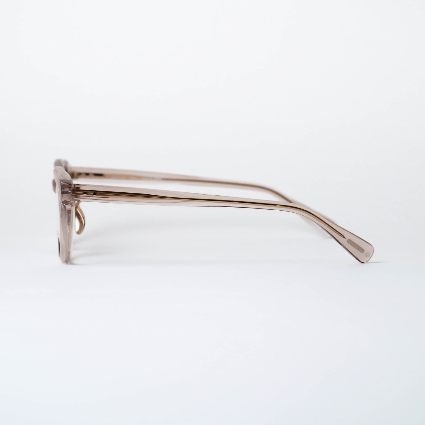 U-179 WLG col.03(Clear gray beige)