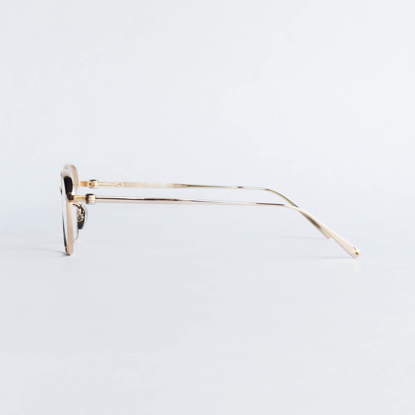MALIBU col.01 (White gold)