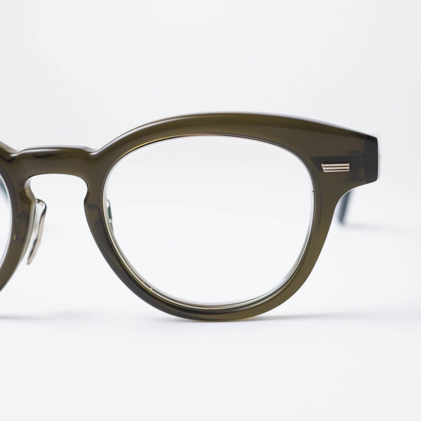 U-128RS IND col.02(Khaki / Silver)