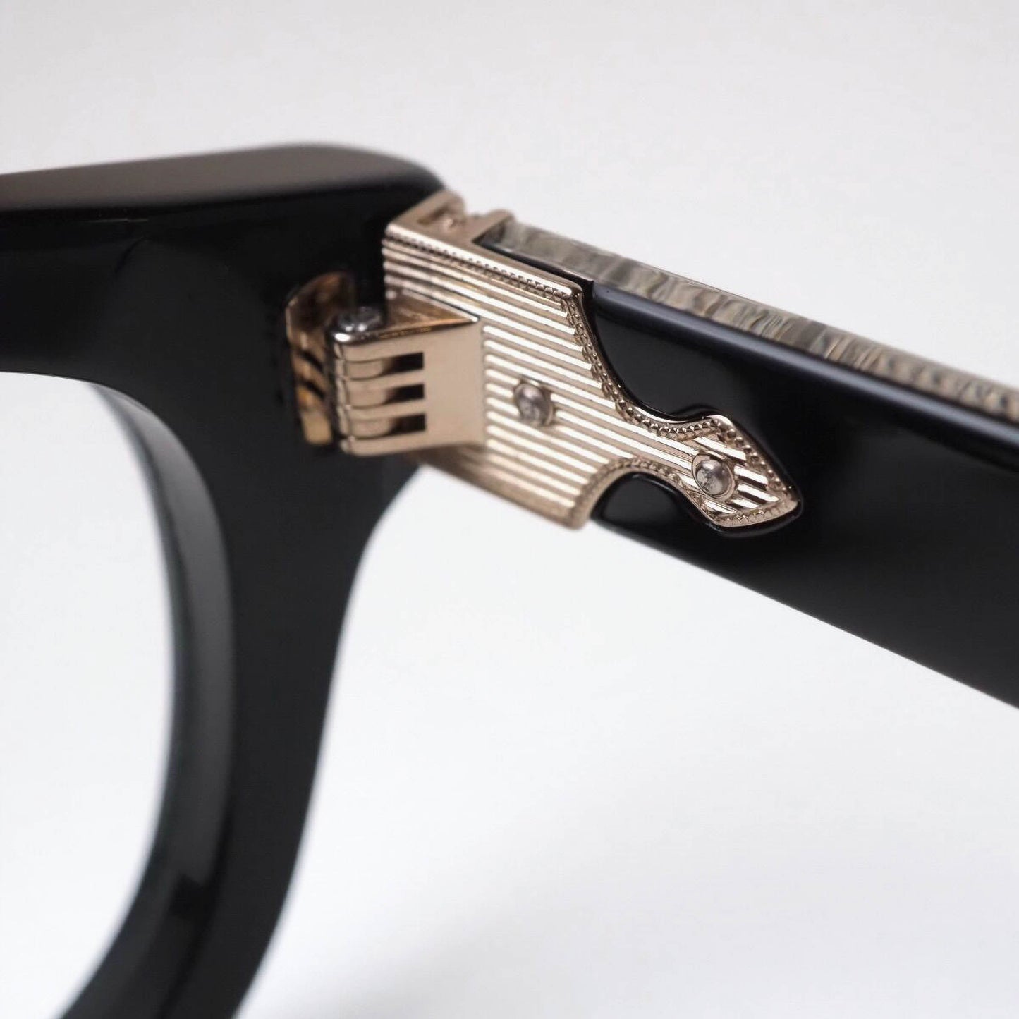 M1029 col.BLK-G
