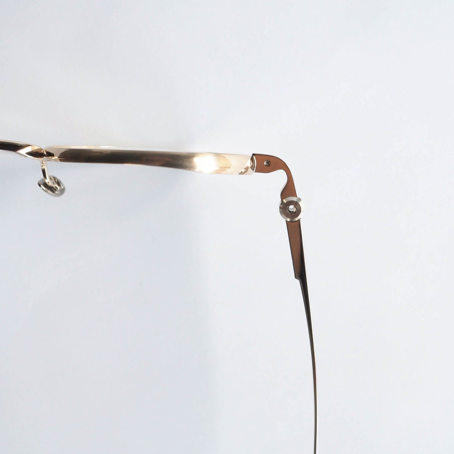 PASADENA col.01 (White gold)