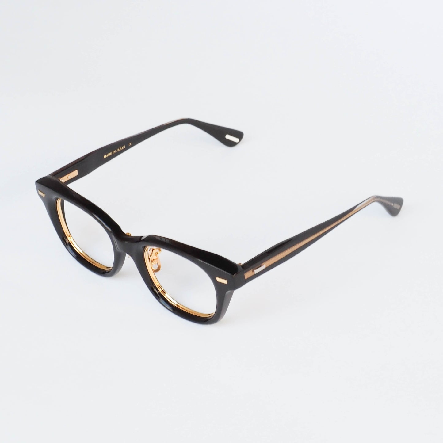 DIABLO col.01 (Black / Gold)