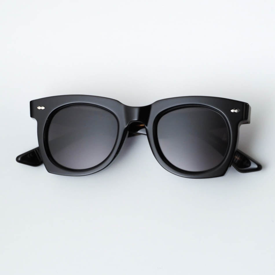 AVA col.NOIR 11