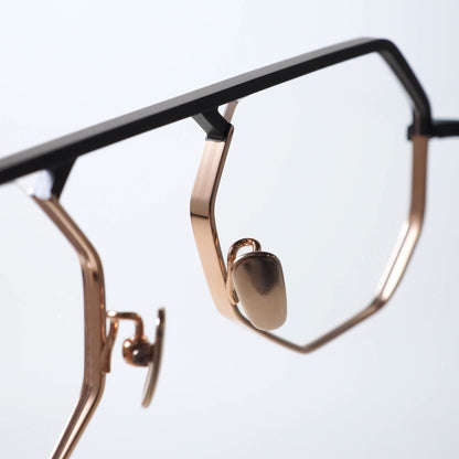 YA-043 col.03 black matte / gold