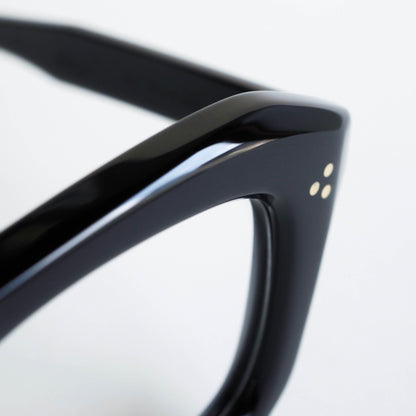 MONSTRE col.Piano Black