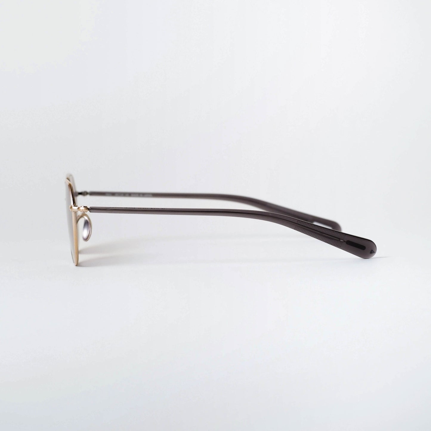 U-178-SG Harry col.03(Omomuki / Clear gray)