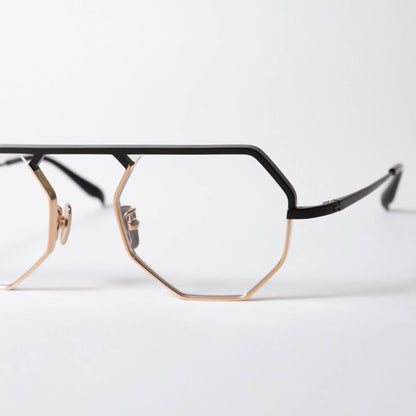 YA-043 col.03 black matte / gold