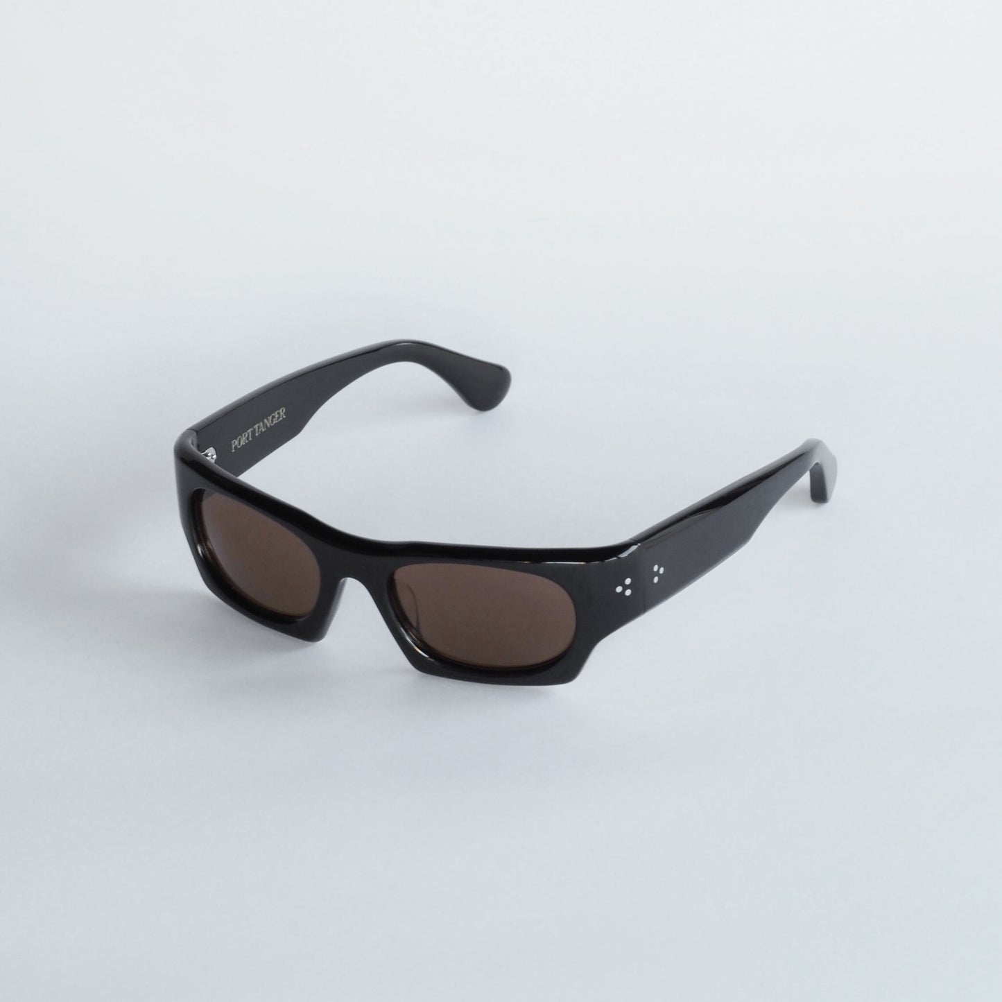 Kerewan col.Black-Tobacco