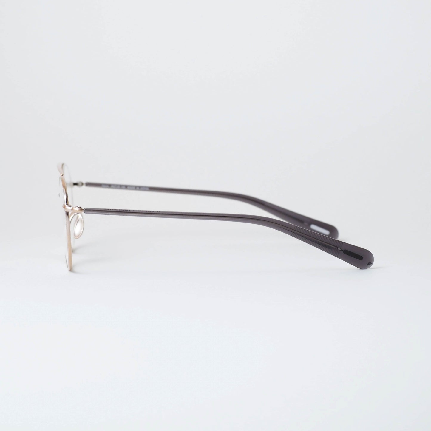 U-177 Aaron col.03(Omomuki / Clear gray)