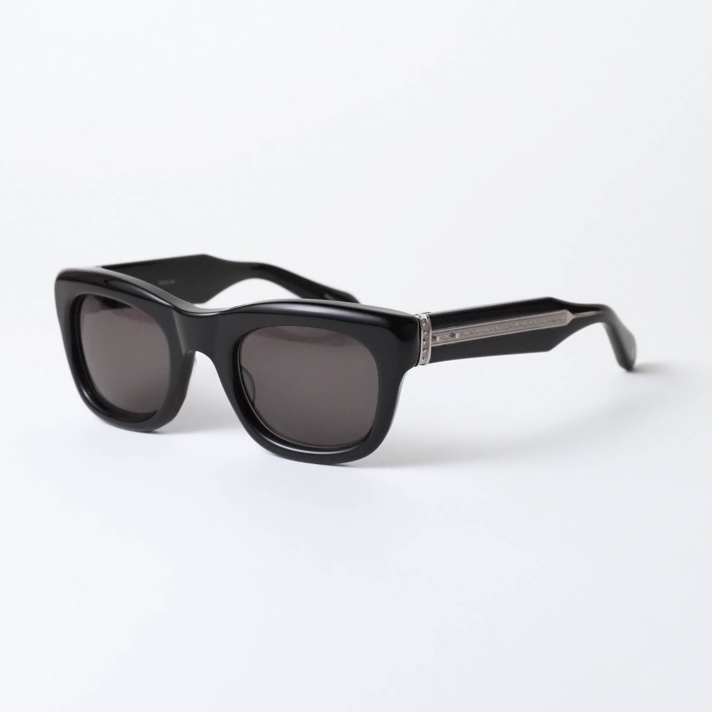 M1042-SUN col.BLK-S