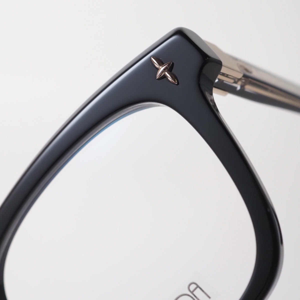 M1043 col.BLK