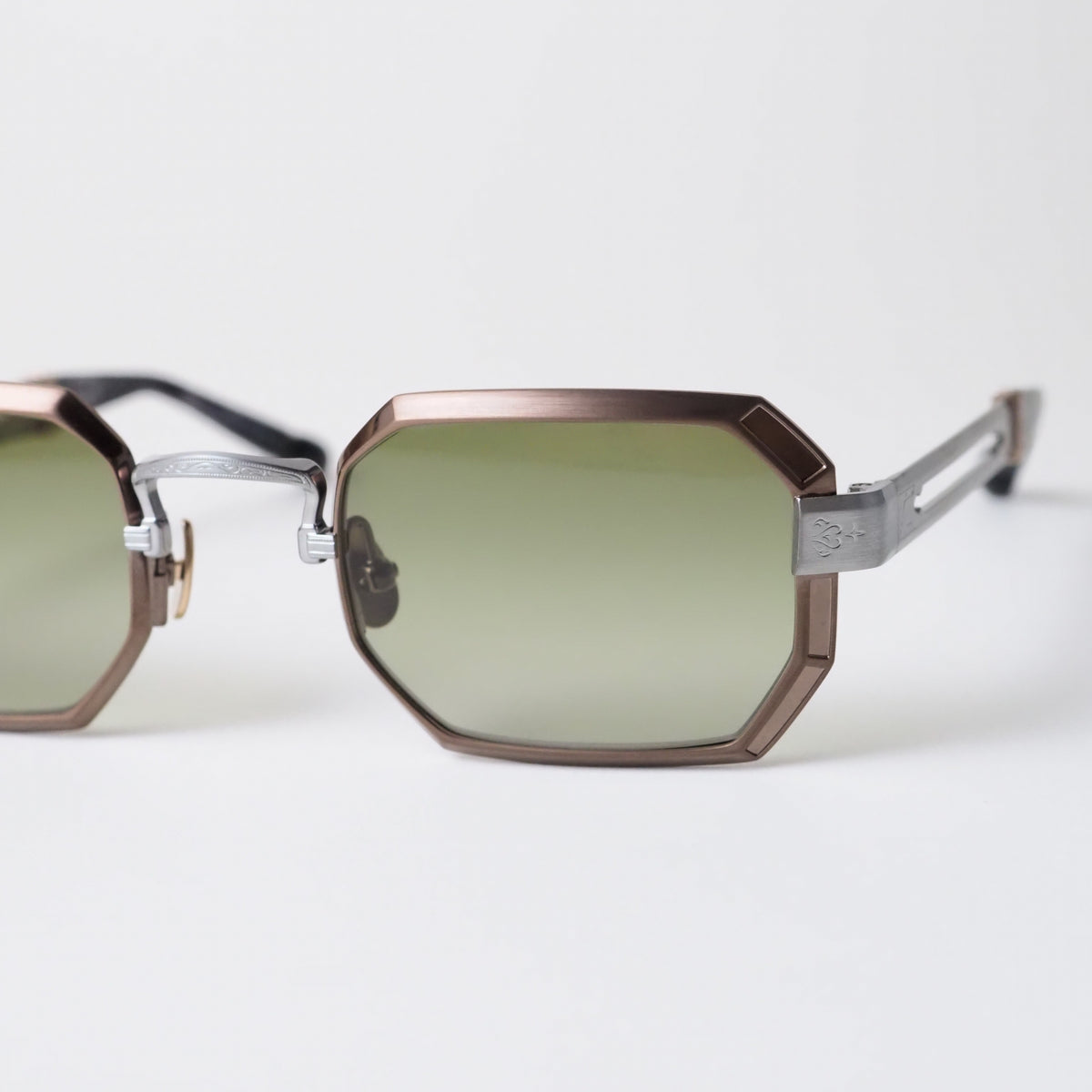 HIRO 01-5 col.COB-BS