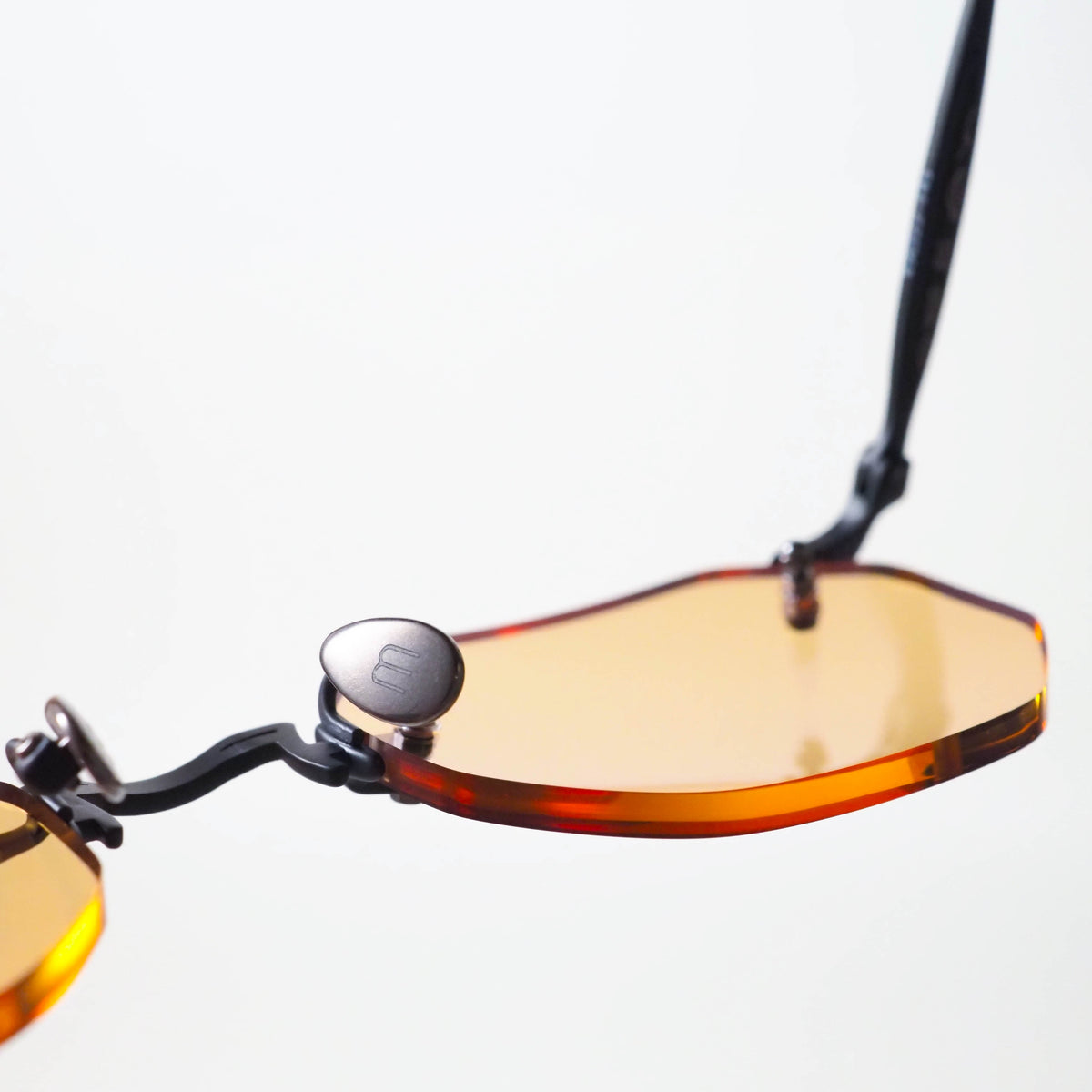 M5012 SUN col.MBK