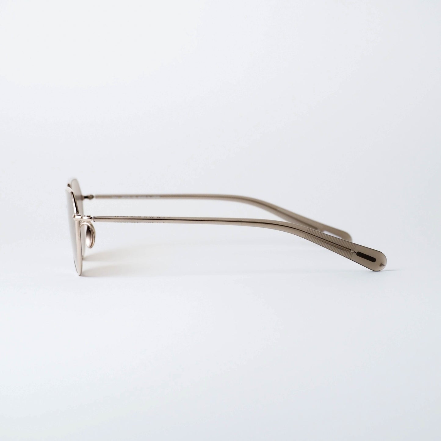 U-178-SG Harry col.01(White gold / Taupe)