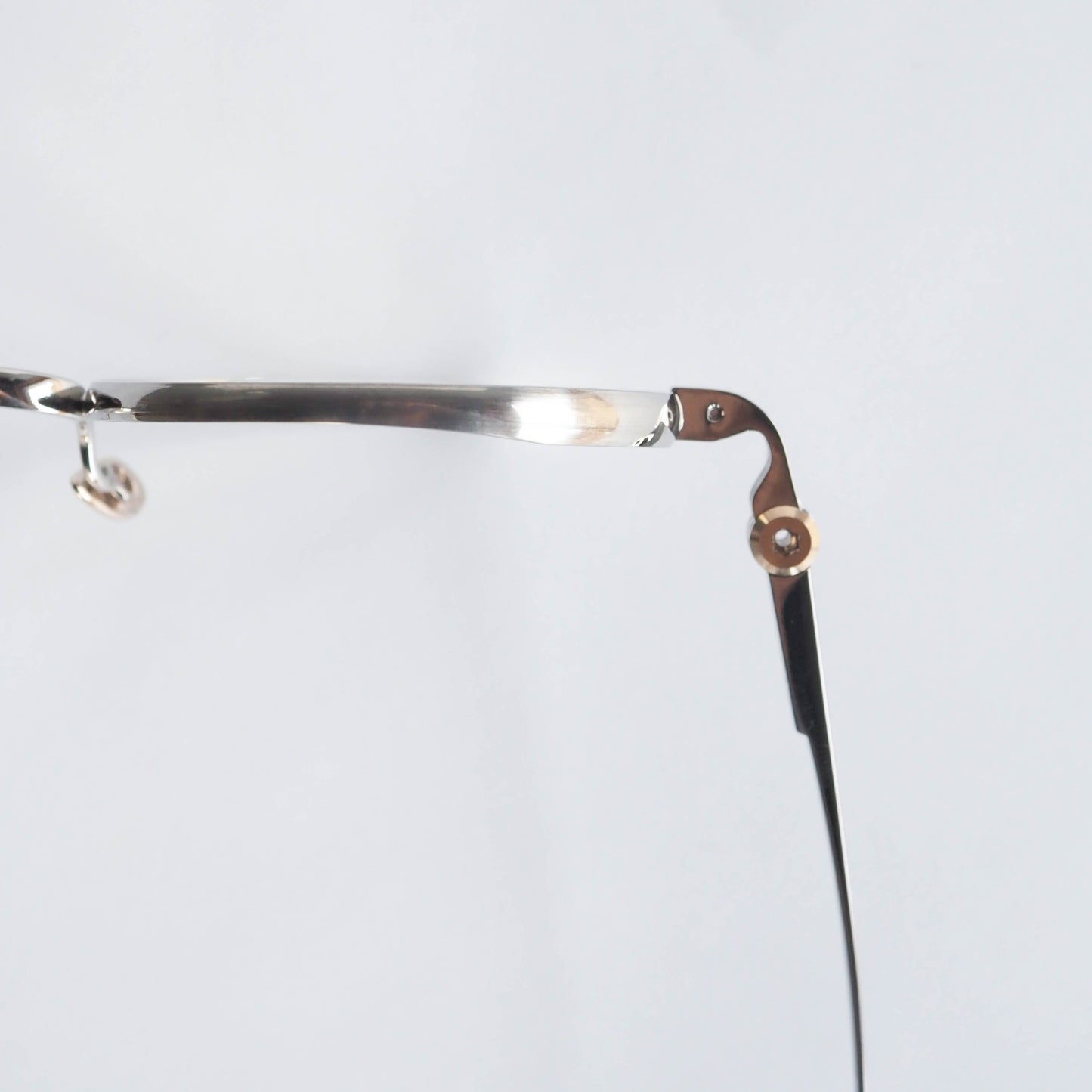 PASADENA col.02 (Titanium)