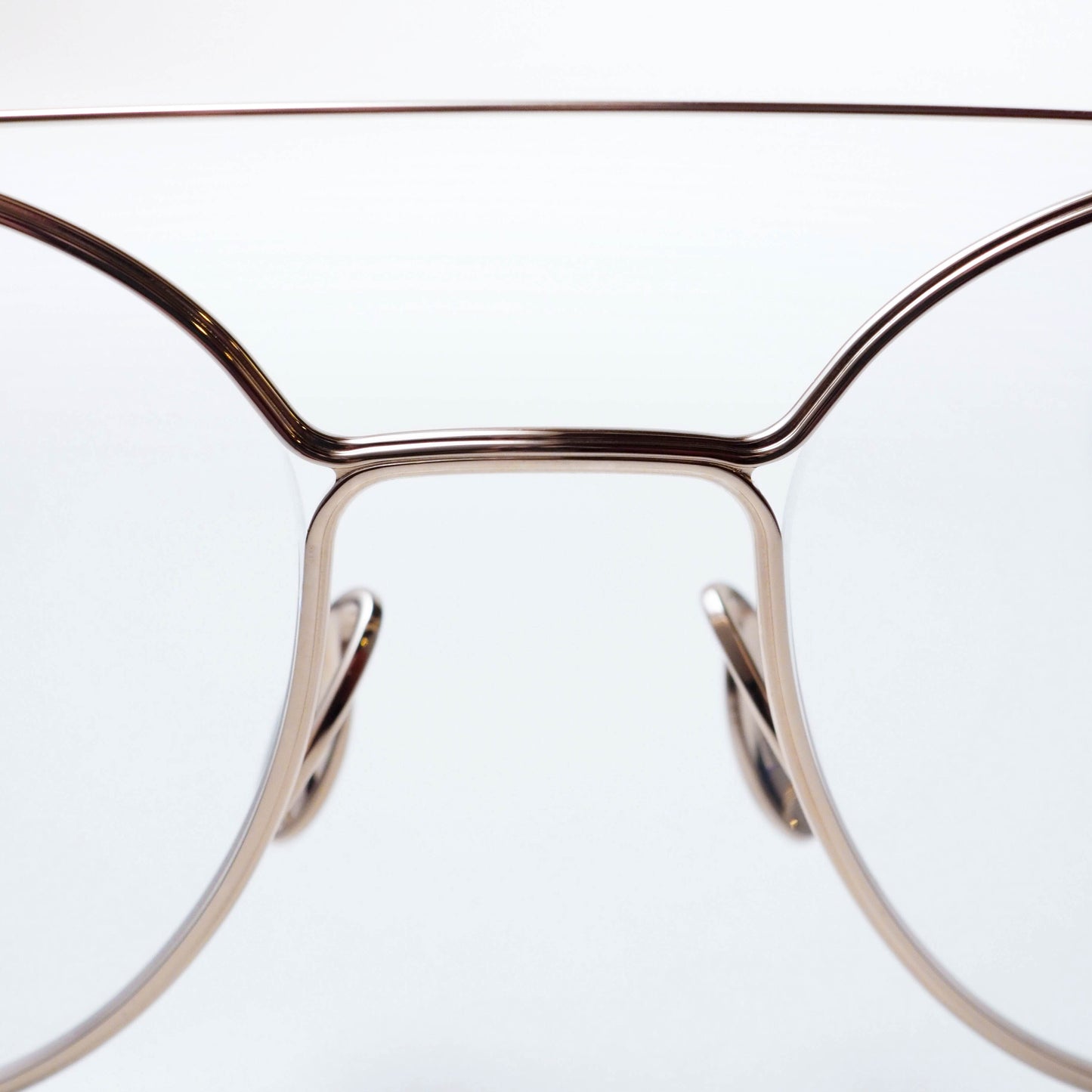 U-177 Aaron col.01(White gold / Taupe)