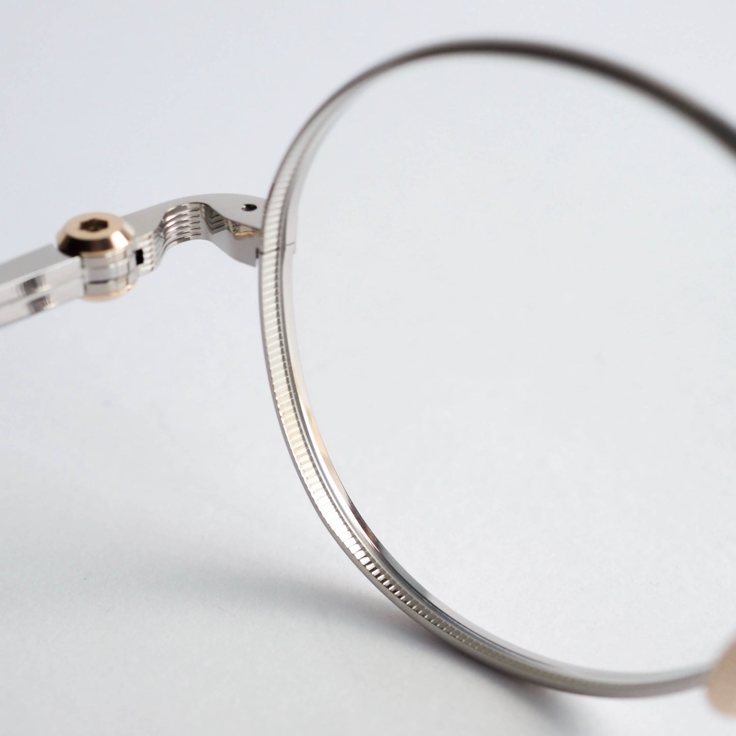 PASADENA col.02 (Titanium)