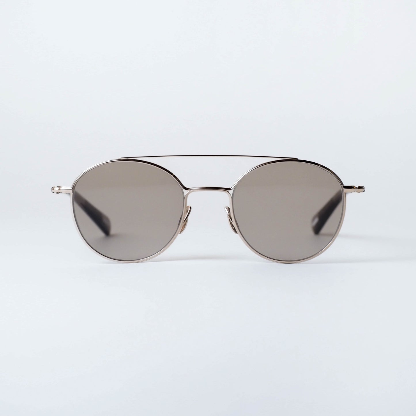 U-177-SG Aaron col.01(White gold / Taupe)