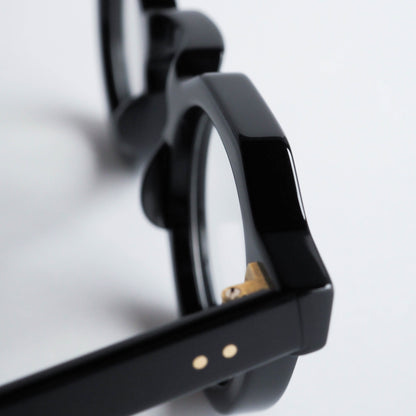 HUGO(44) col.Piano Black