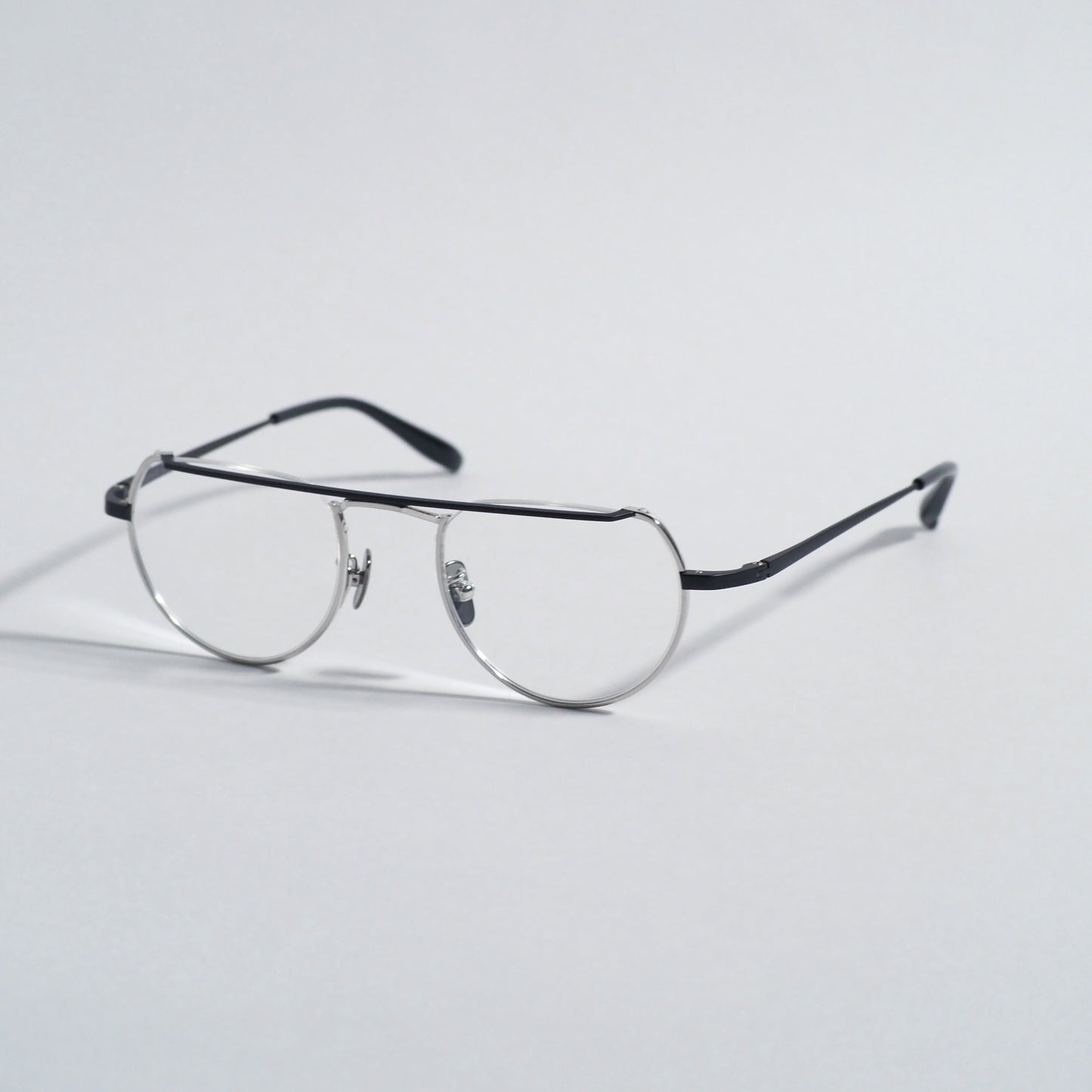 YA-041 col.02（black matte / silver）