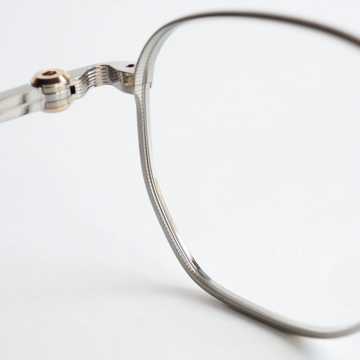 MALIBU col.02 (Titanium)