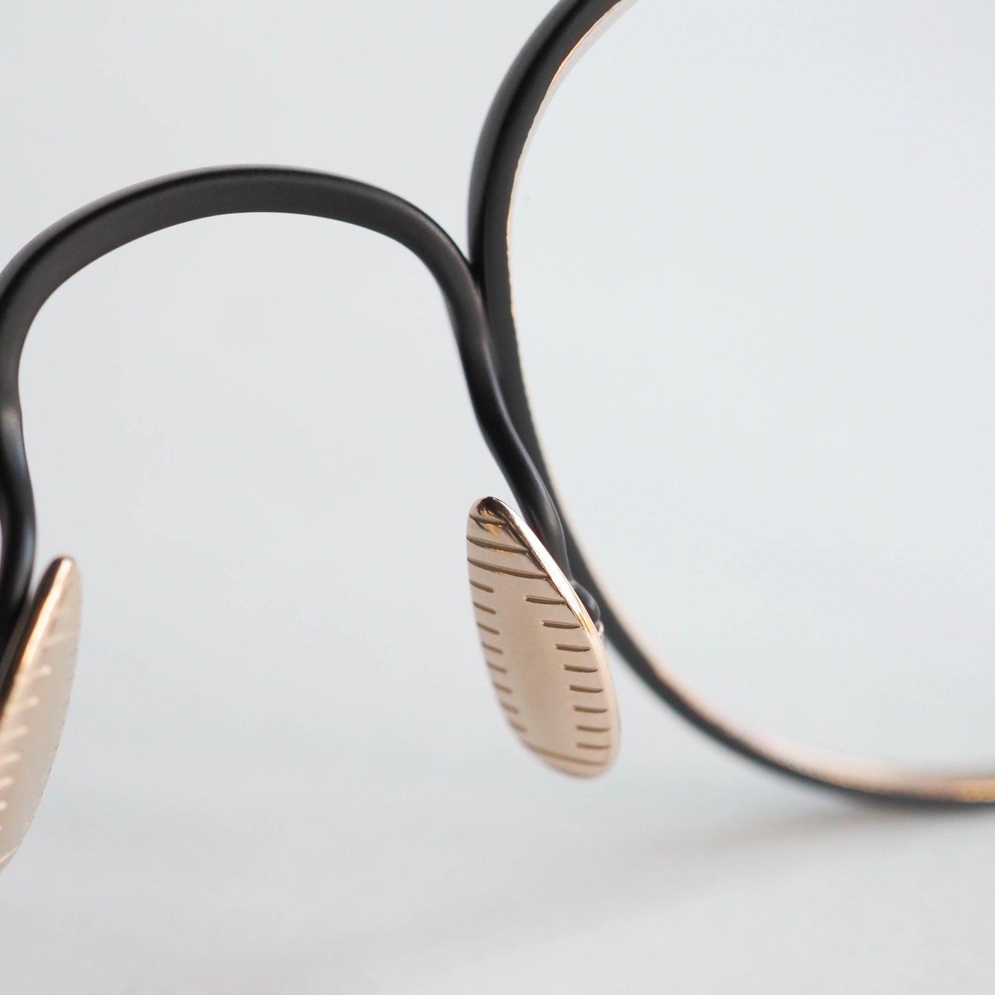 PALM SPRINGS col.03 (Black / White gold)