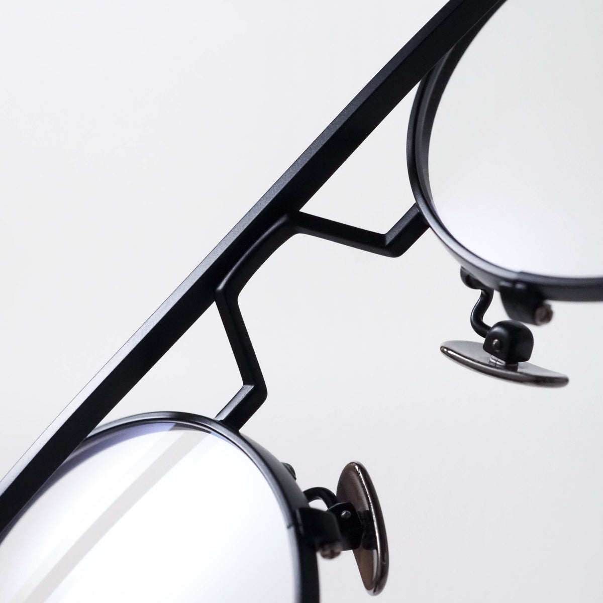 YA-004 col.04 black matte